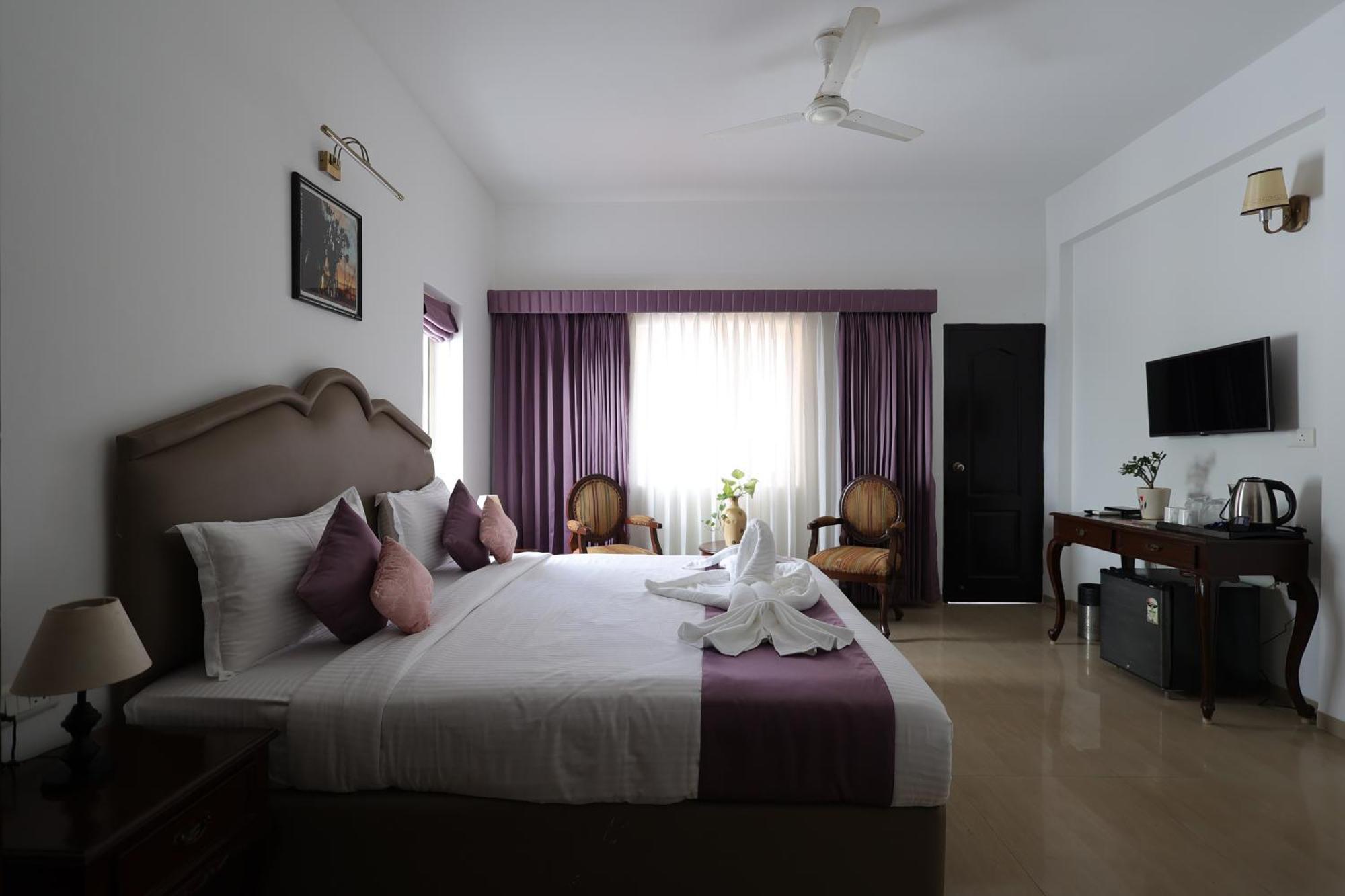 Casa Ahaana Resort Vagator, By Lavin Hotels Анжуна Экстерьер фото